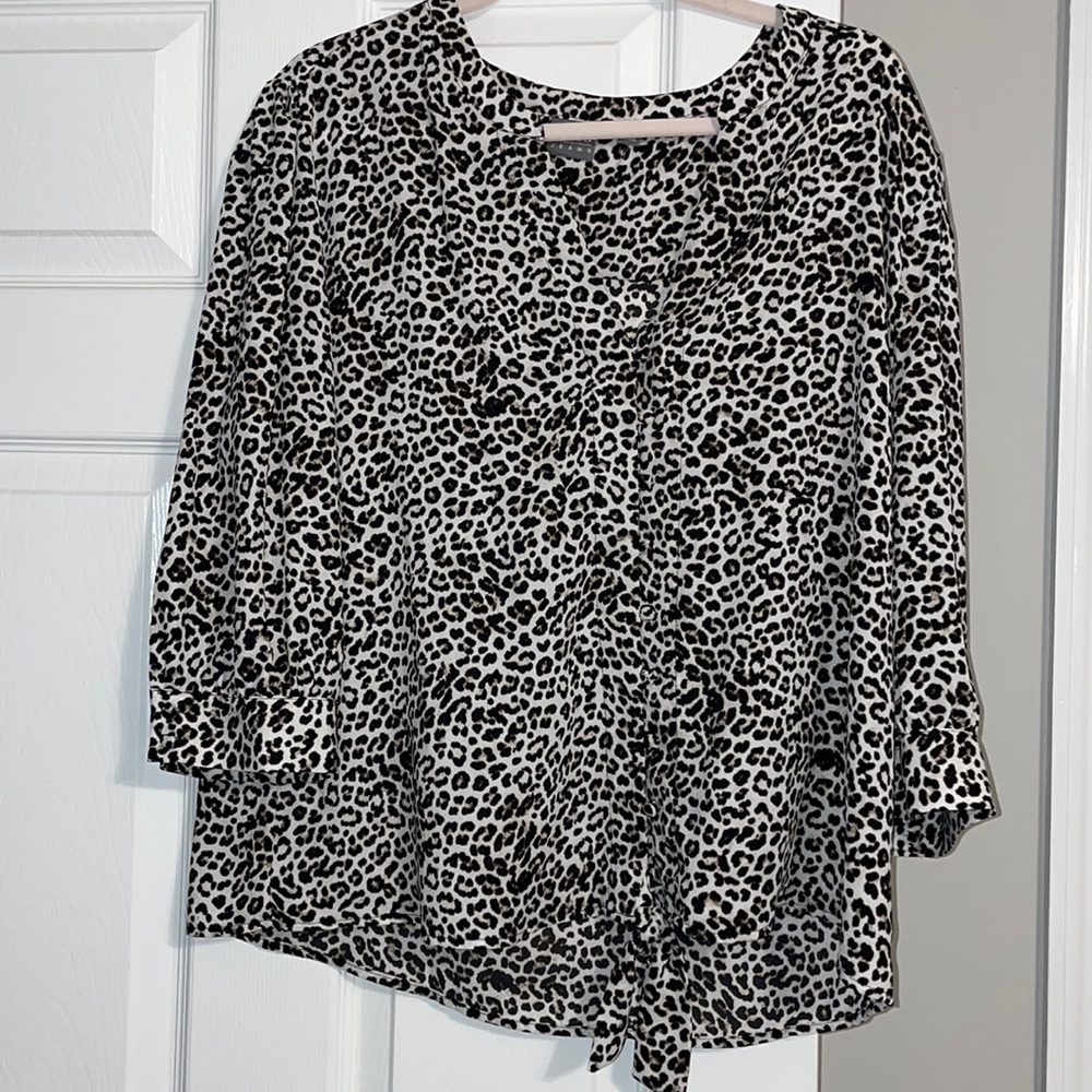 Cheetah print tie in the front blouse